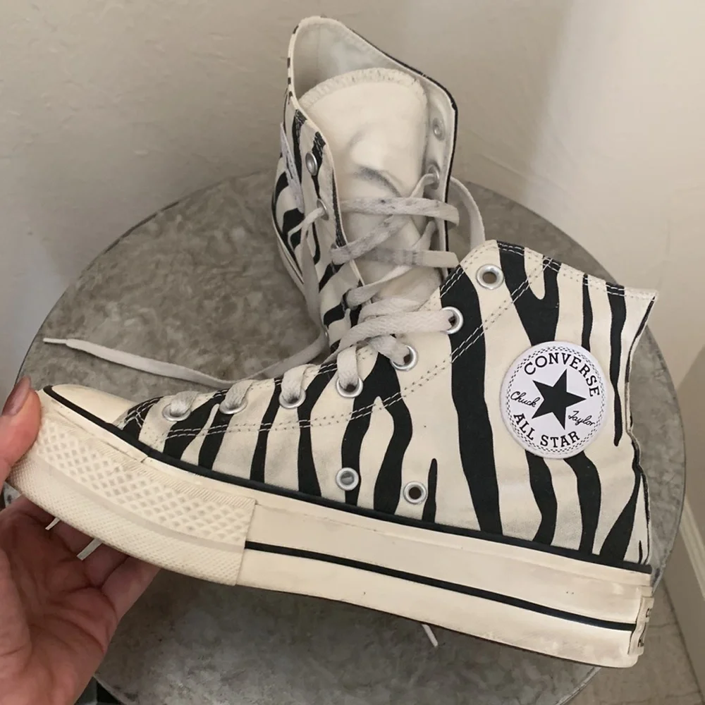 CONVERSE PLATFORM CHUCKS BLACK AND ZEBRA PRINT WOMENS 8.5 | MENS 6.5 - Picture 12 of 12
